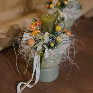 Aranjament decorativ cu lumânare