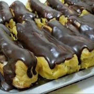 Ecler cu Vanilie si Topping de Ciocolata Alba 70Gr.