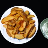 Cartofi Wedges și Sos de Marar