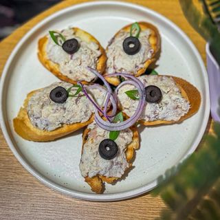 Bruschete ton si porumb  (200g)