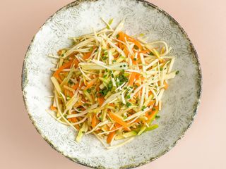 Salată de crudități