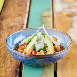 Shrimps Salad with Avocado and Red Quinoa