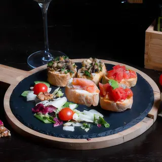 Bruschette mixte