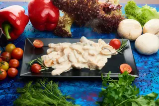 Piept de pui cu sos de ciuperci