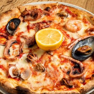 Pizza Pescatora