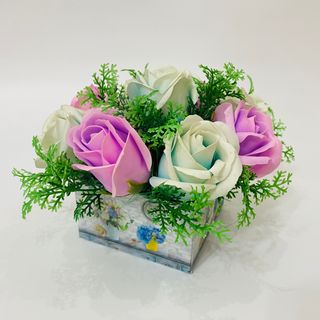 Cod 440 cutie mica model lavanda cu 9 flori sapun albastru vintage, mov intens verdeata