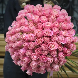 Buchet 101 trandafiri roz