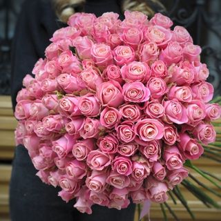 Buchet 101 trandafiri roz
