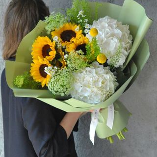 Buchet Soarele din gradina