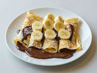 Clatite cu Nutella si banane