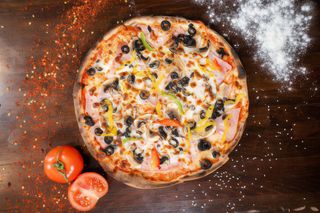 Pizza Capricciosa 32cm