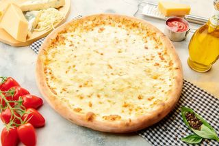 Pizza Prosciutto e Fungi 32cm