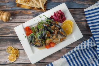 Scoici in sos de vin