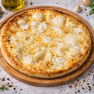 Pizza Quattro Formaggi