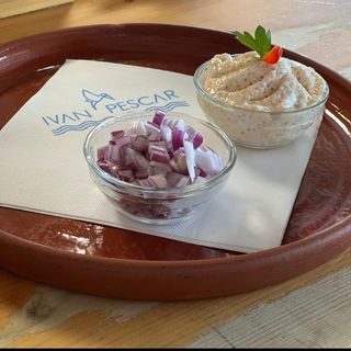 Salată cu icre de crap "Ivan Pescar"