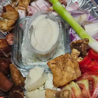 Platoul drumețului flămând