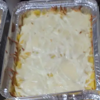 Mămăligă în pături (fără carne) cu smântână