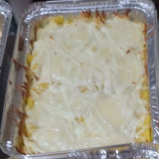 Mămăligă în pături (fără carne) cu smântână