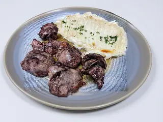 Ficatei de pui la tigaie