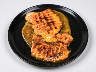 Cotlet de porc cu sos curry