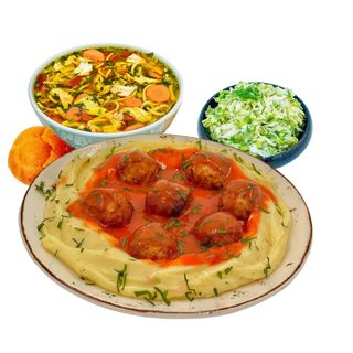 MENIUL ZILEI CHIFTELUTE DE PORC CU SOS CU GARNITURA LA ALEGERE