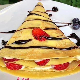 Clătită,Mascarpone afine și capsuni