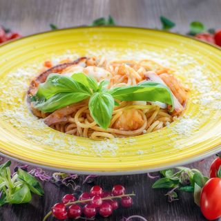 Spaghete cu fructe de mare