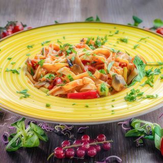 Tagliatelle cu vegetale