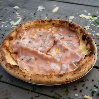 Pizza Bologna al tartufo by Antonio Passarelli