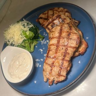 Muschi de porc la gratar 