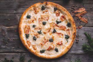 Pizza Spinaci con pancetta Ø 32cm