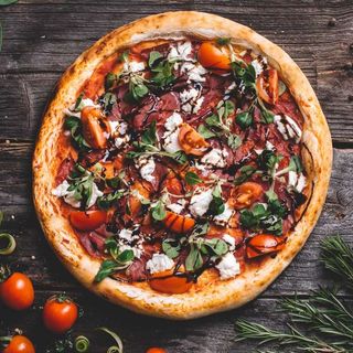 Pizza Bresaola Con Bufala