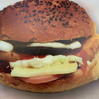 Sandwich cu sunca si cascaval