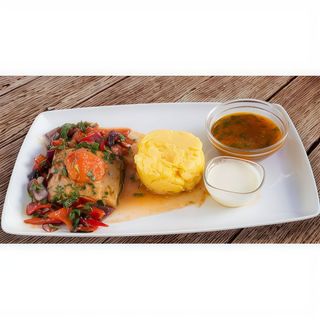 Saramură de crap cu mămăliguţă