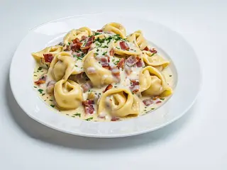 Tortellini a la panna