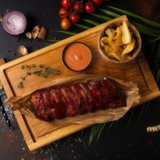 Coaste de Porc cu Cartofi Wedges