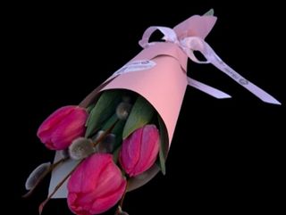 Buchet Lalele in Con XXS