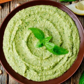 Humus cu Sos Pesto 150 Gr.