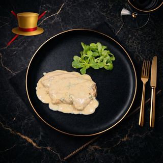 Pui cu Sos Gorgonzola 300 Gr.