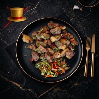 Pastrama de Oaie cu Mamaliga 500 Gr.