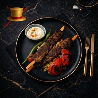 Adana Kebab cu Bulgur 450 Gr.