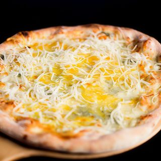 Pizza Quattro Formaggi Ø 45cm