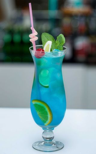 Blue Lagoon cu alcool