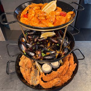 PLATOU BURJ KHALIFA (3-4 PERS) |3KG/3520KCAL|