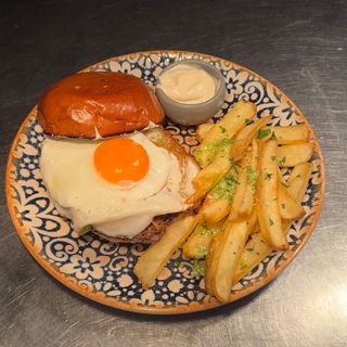 Cinque Burger 510g/1807kcal