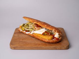 Sandwich cu snitel pui 