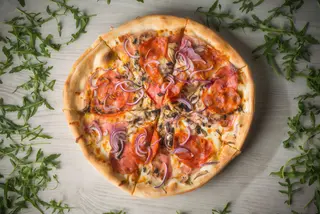 Pizza casei Mario specială mica