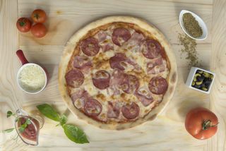 Pizza Prosciutto Salami single