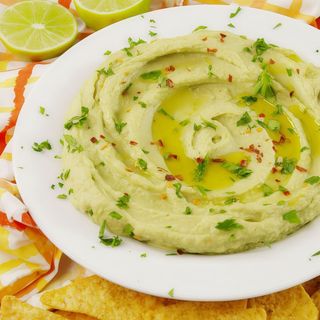 Humuss cu Avocado