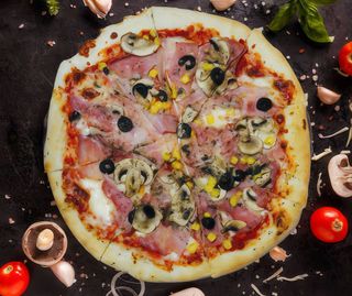 Pizza Capricciosa 